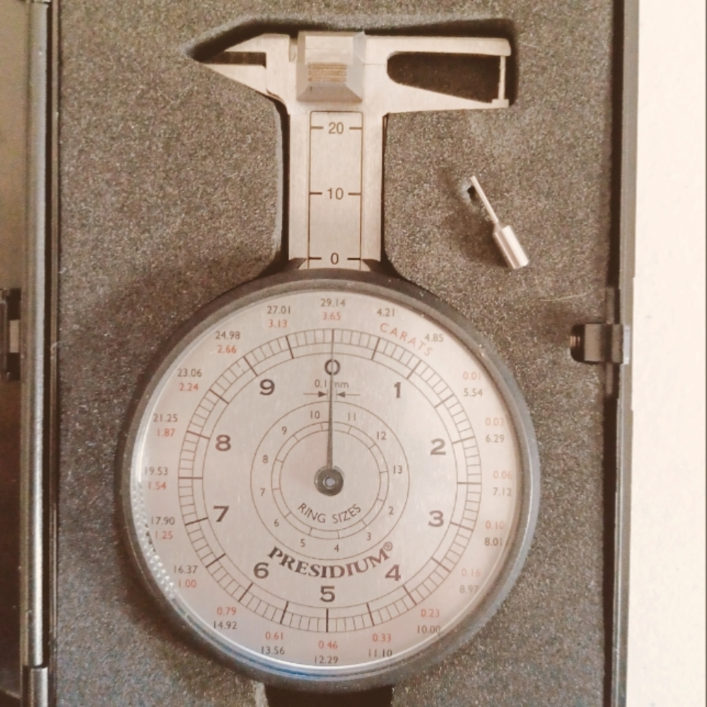 Presidium Dial Guage